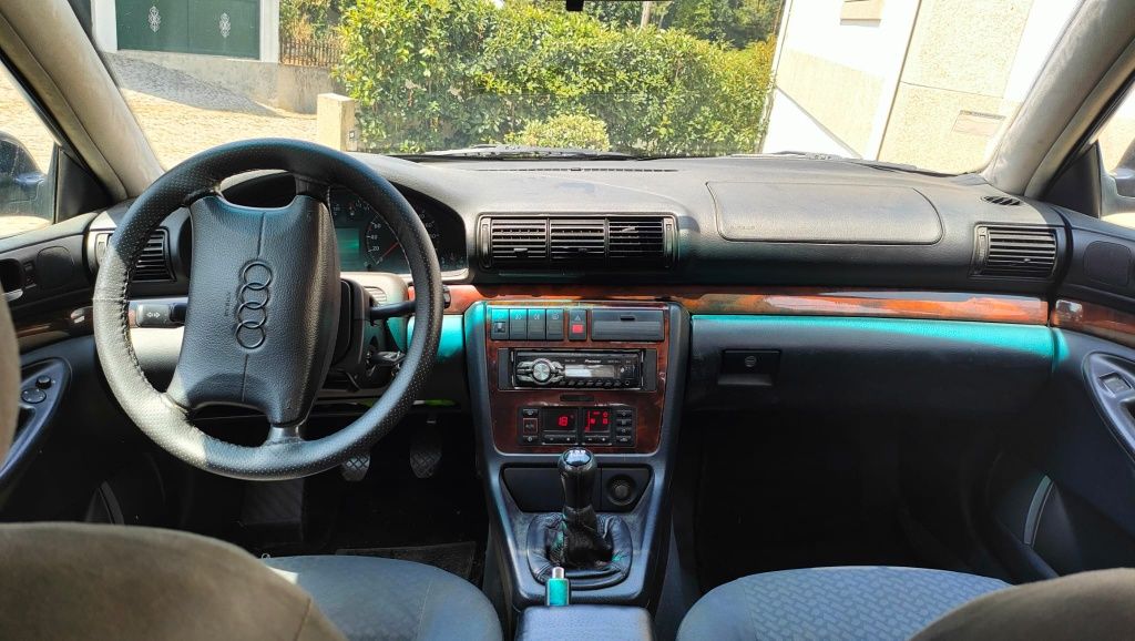 Audi A4 1.9 TDI 110cv (AFN) - 1997 | Bom estado