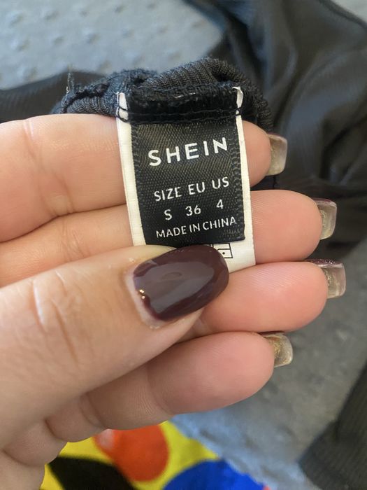 6. Top czarny rozm 36