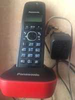 Старинный радиотелефон Panasonic KX-TG1611UA Red