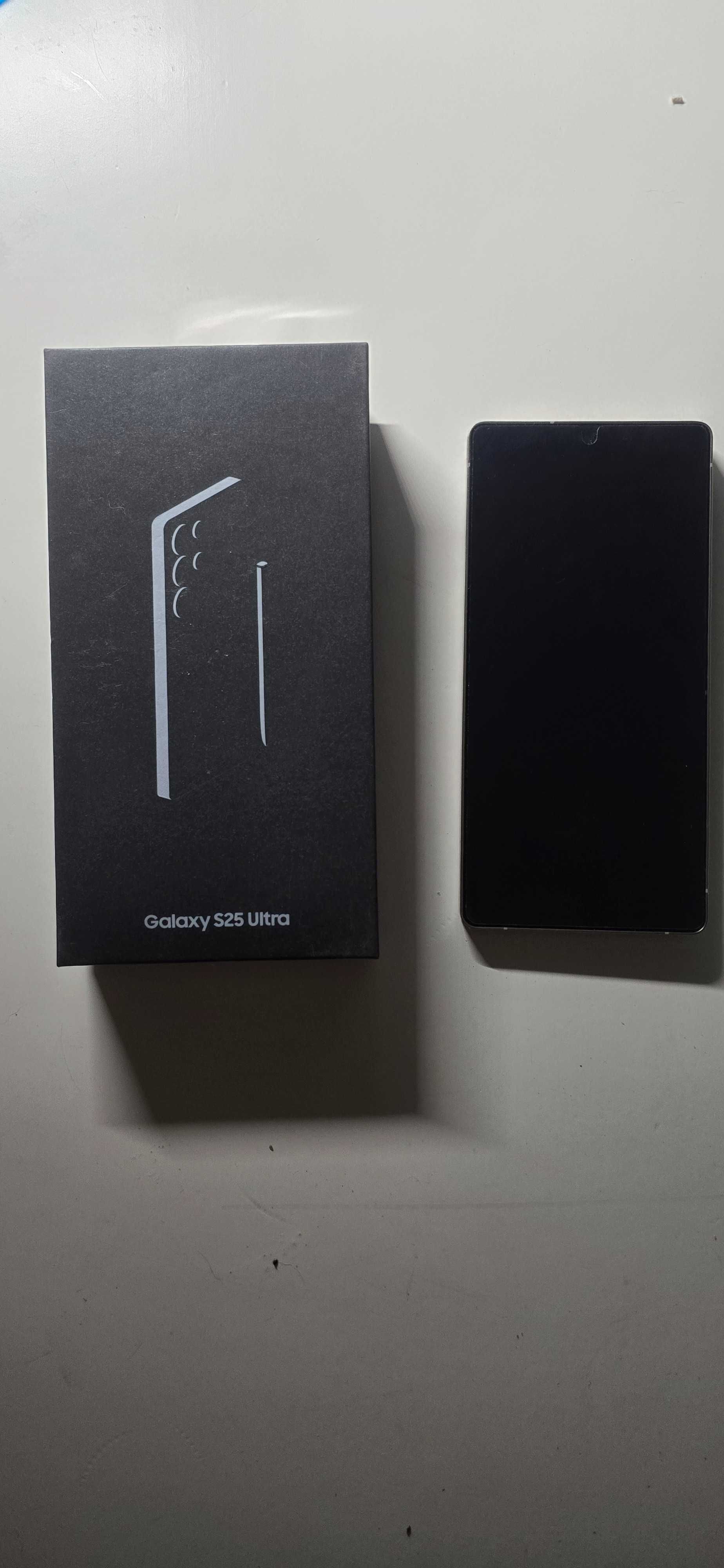 Samsung Galaxy S25 ULTRA