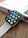 Smartwatch zestaw z ładowarką