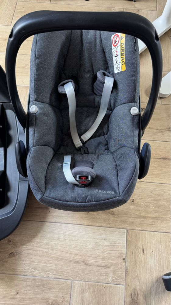 Zestaw Maxi Cosi: Pebble Plus, 2way Pearl oraz baza 2way fix