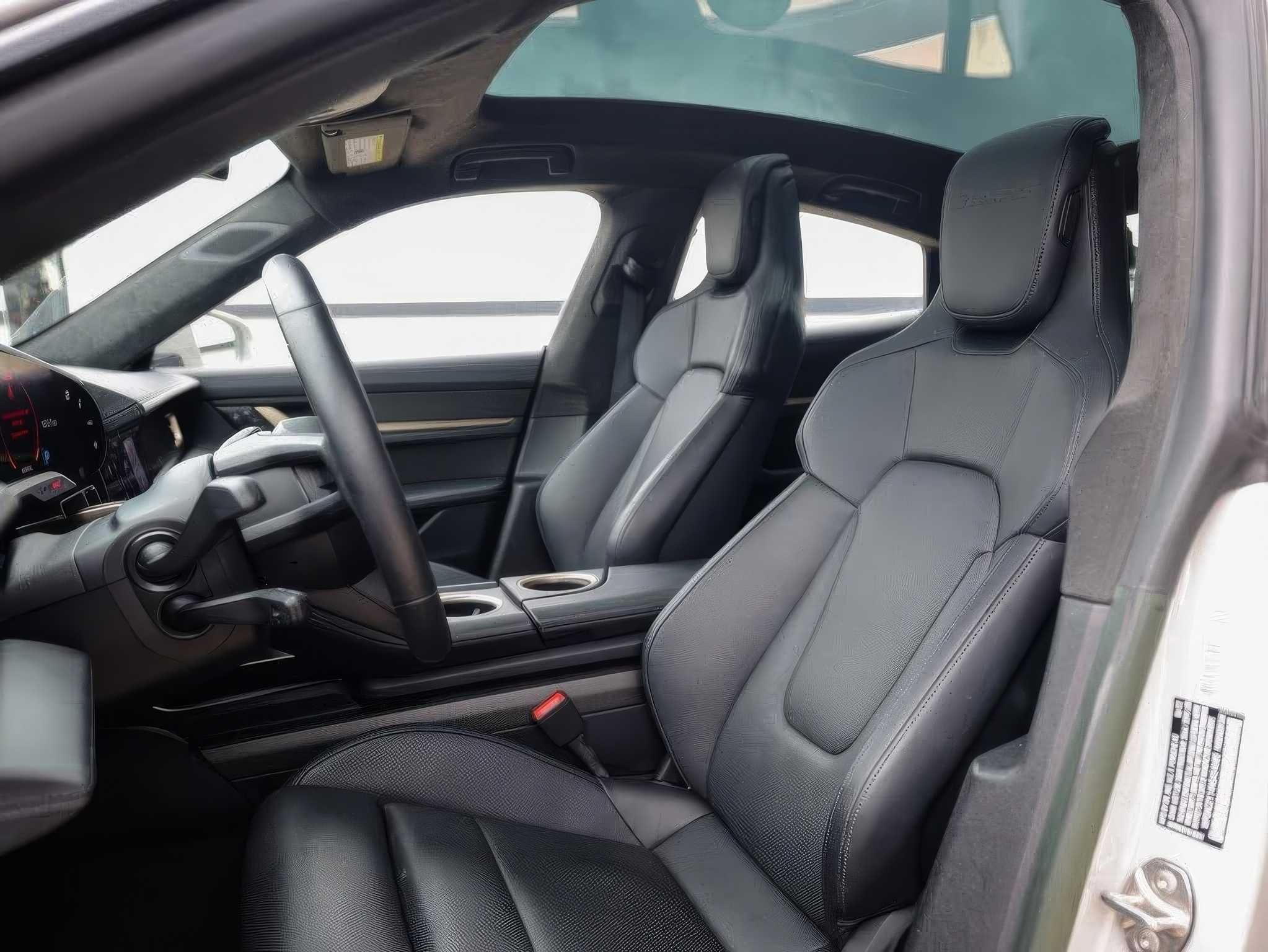 2022 Porsche Taycan Turbo S Sedan
