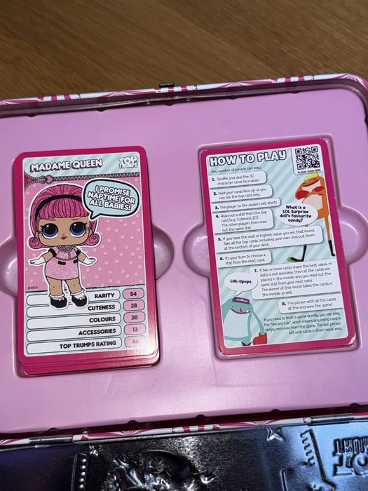 Колекційні карточки LOL (гра)