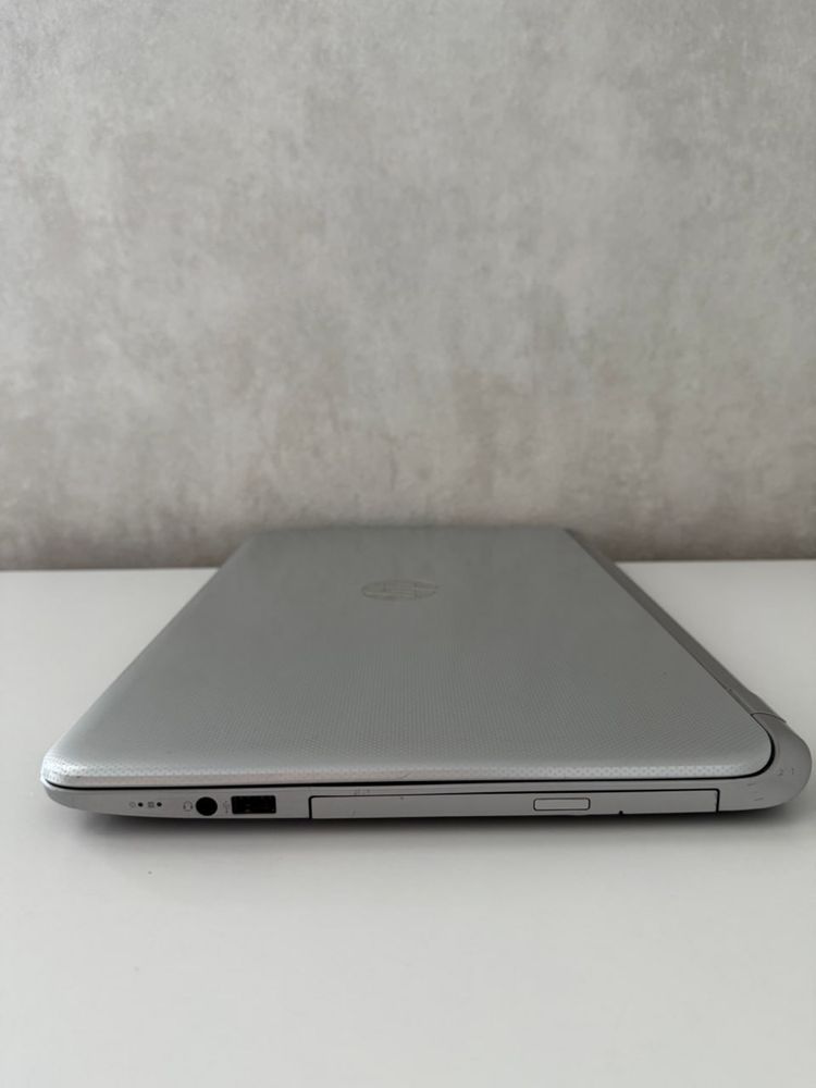 Ноутбук HP Pavilion 15-n079sr (F2U22EA)