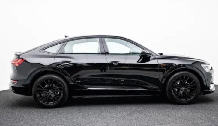 Audi e-tron 55 Quattro S Line Sportback Black Edition 12/2022