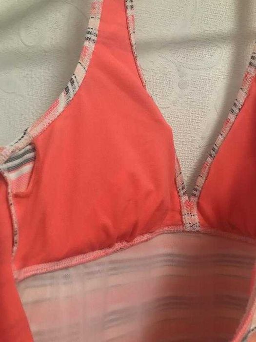 Купальник новий цільний