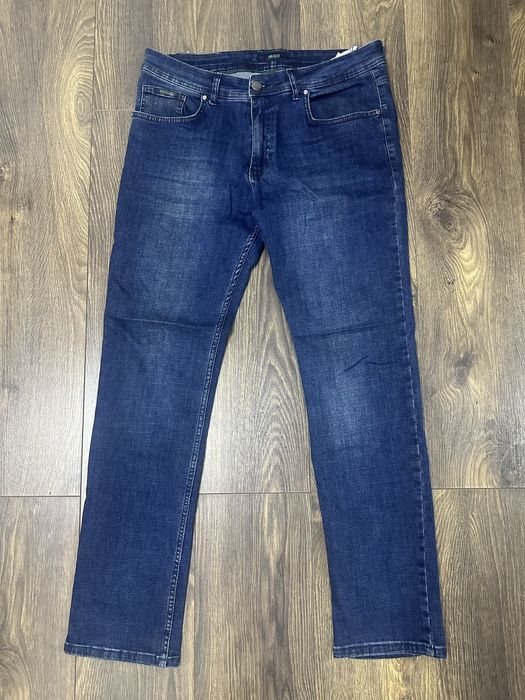 Джинсы HUGO (36)