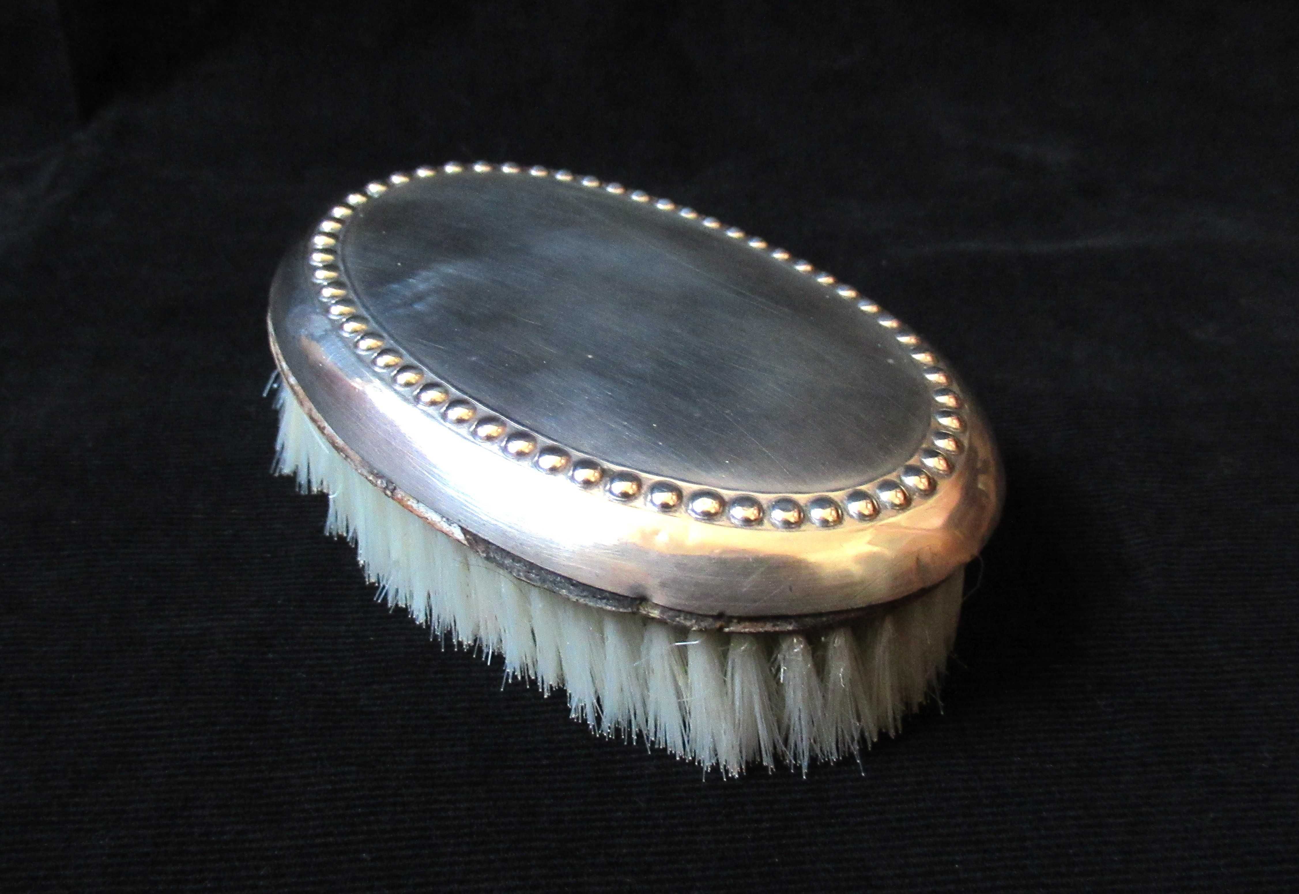 Escova em Prata (Ref. 20)