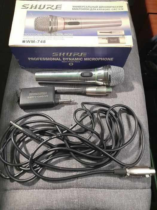 Продам Мікрофон SHURE WM -748