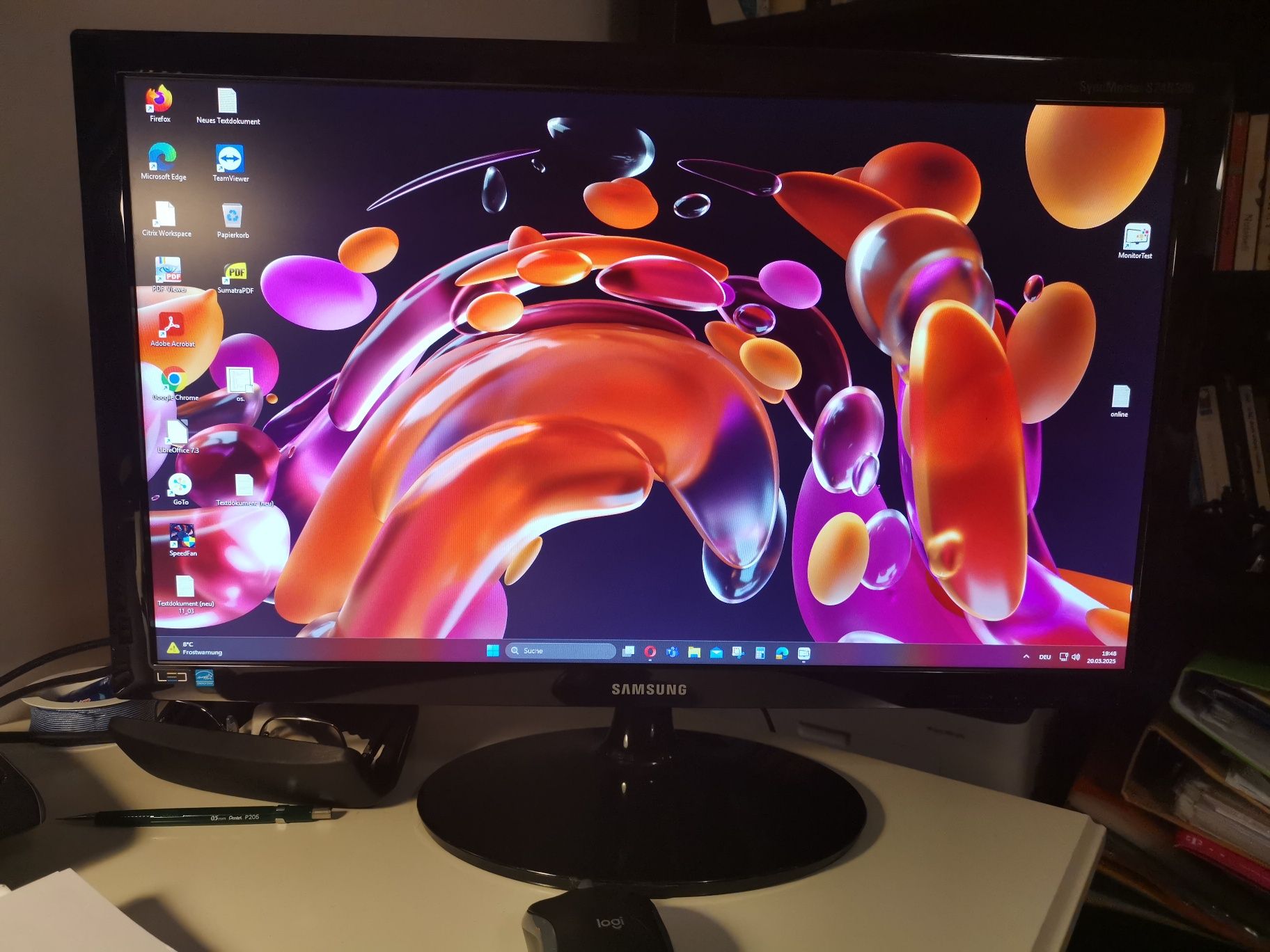 Monitory biurowe 24, 22 cali