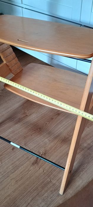 Drewniane krzesełko do karmienia typu Tripp Trapp