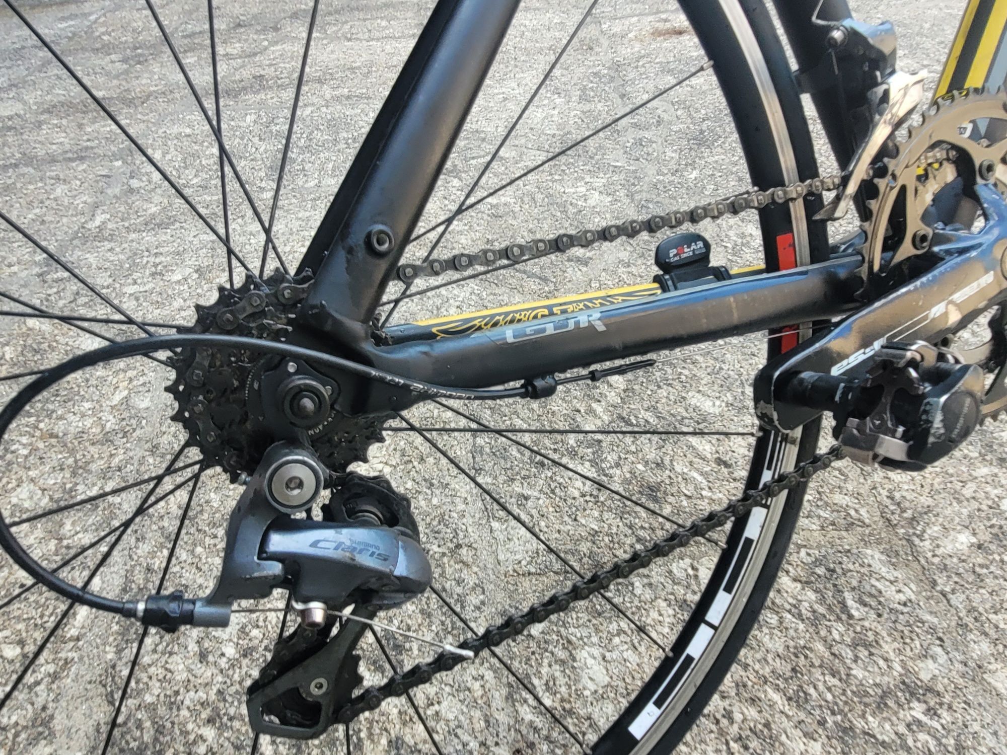 Bicicleta de Estrada GT Series 4.0 – Alumínio/Carbono – Shimano Claris