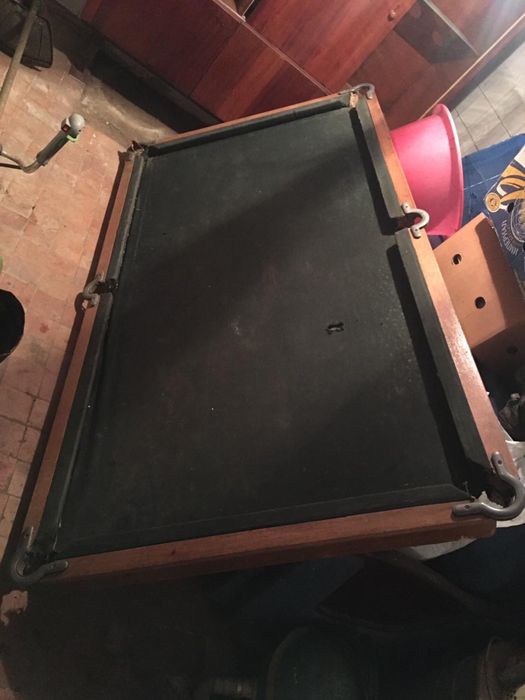 Продам більярдний стіл