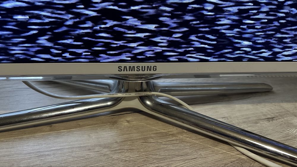 Телевізор Samsung LED Smart TV 6 серія WiFi 40 дюймів