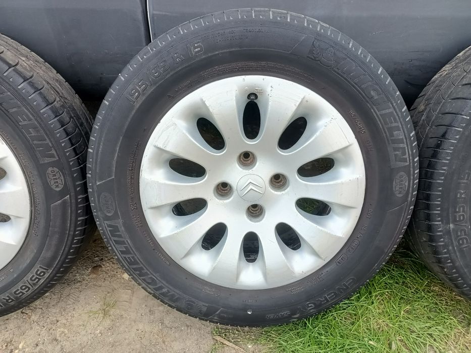 Felgi z oponami 195/65R15 Citroen Berlingo C5 Xsara Peugeot Partner
