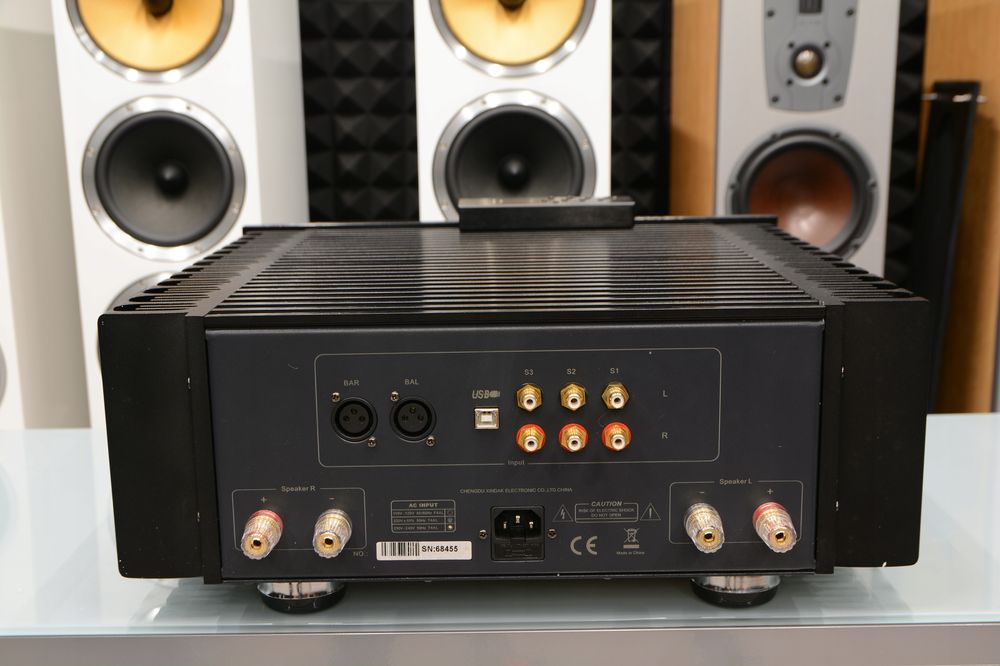 wzmacniacz stereo Xindak XA-6950(II) XLR DAC USB w świetnym stanie!