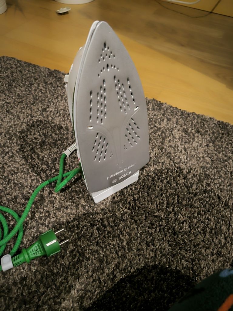 Ferro de engomar roupa, Bosch NOVO