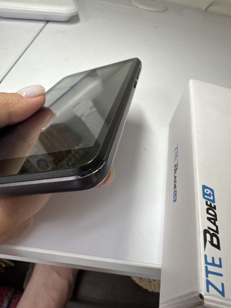 Мобільний телефон ZTE BLADE L9