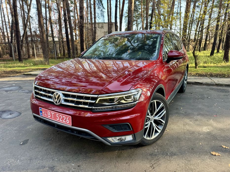 Продам Volkswagen Tiguan SEL Premium