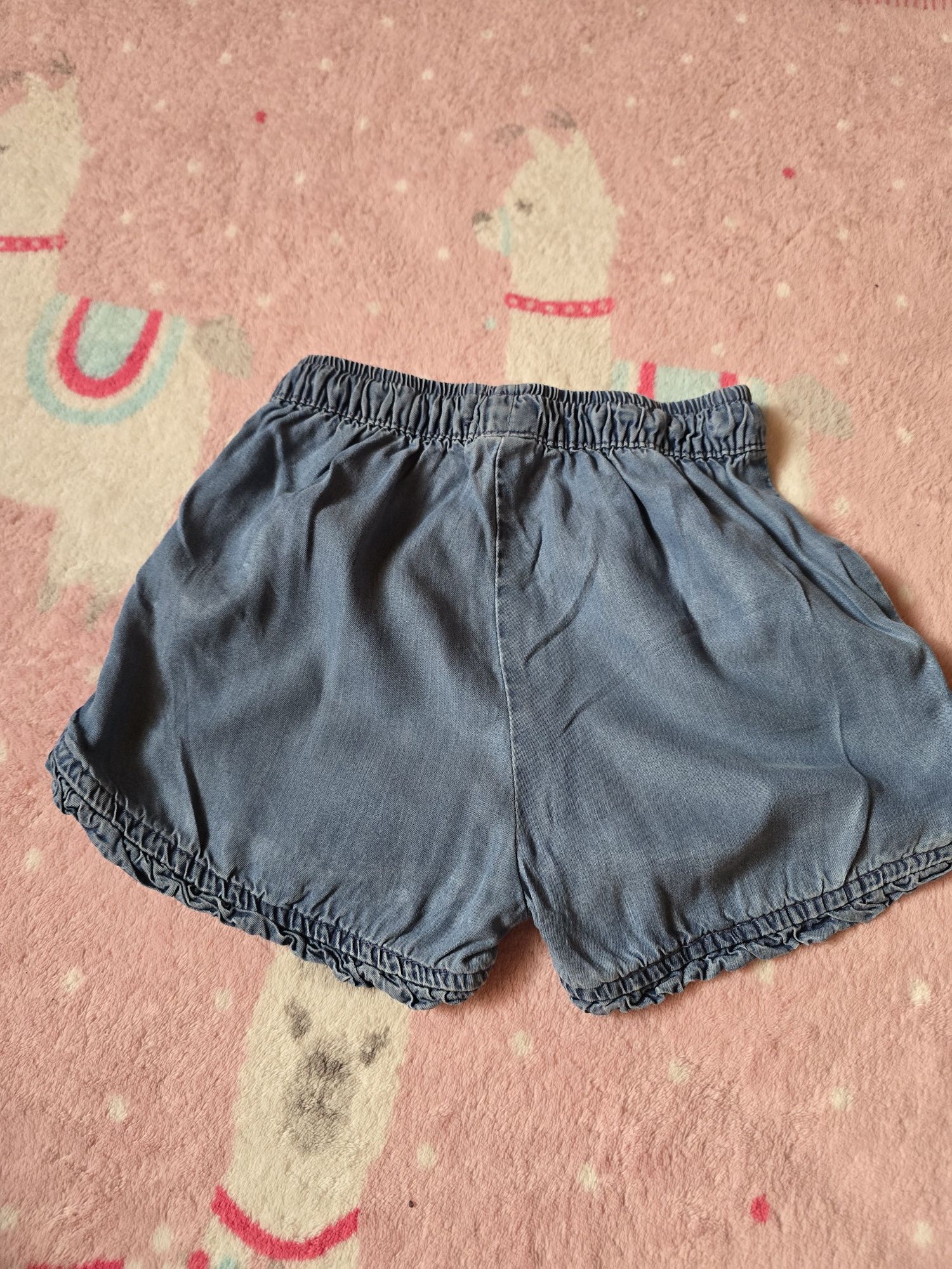 Krótkie spodenki 116cm jeansowe dla dziewczynki