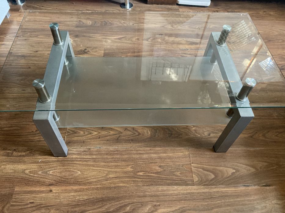 Ława szklana w stanie dobrym