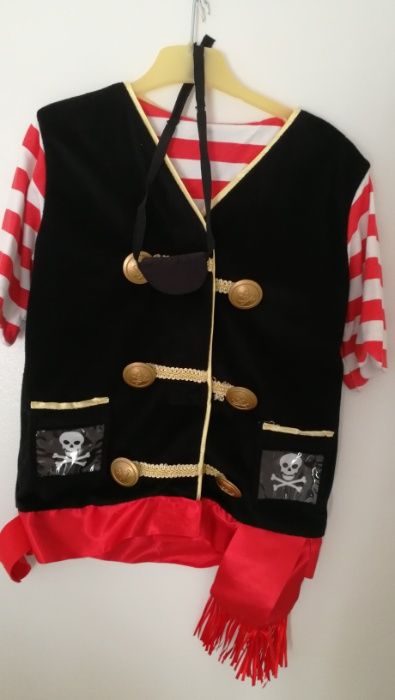 Fato Pirata Carnaval, 4-10 anos, NOVO