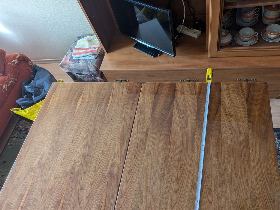 Ława z funkcją rozkładania do kwadratowego stołu