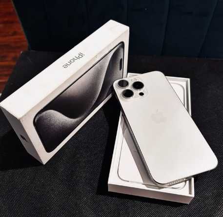 Apple iPhone 15 Pro Max 256GB Branco NOVO c/caixa, fatura e garantia