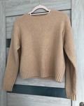 Beżowy sweter damski akrylowy S