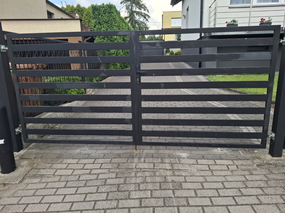 Brama dwuskrzydlowa 3m plus furtka