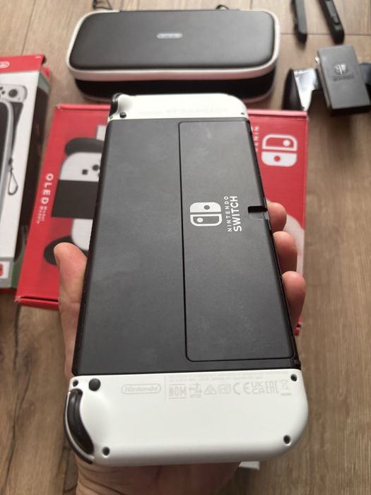 Nintendo switch Oled biala