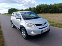 Toyota URBAN CRIUSER 1,4 Disel 4x4 2010 skóra/Navi