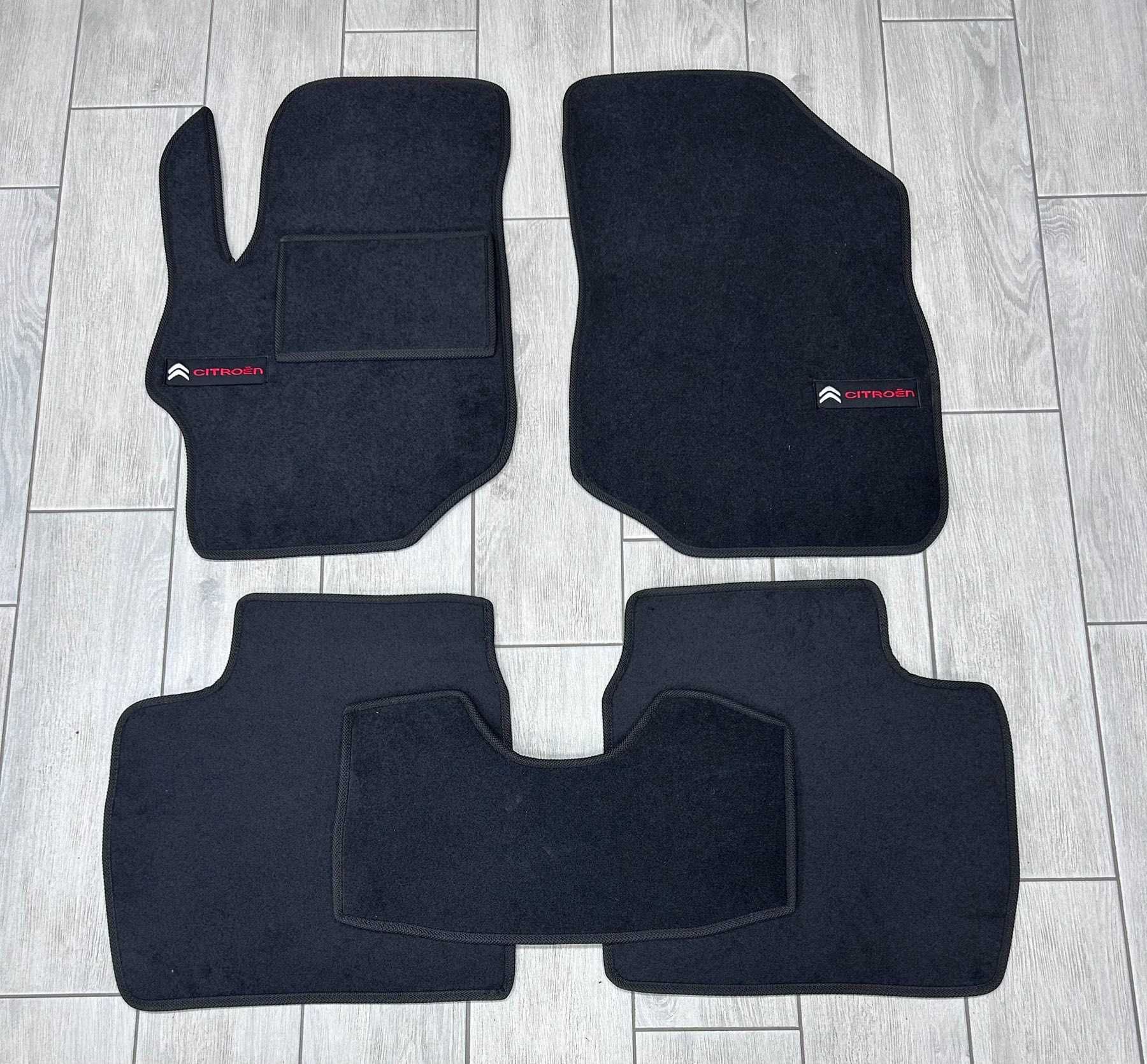 Текстильні килимки в салон Mitsubishi Pajero Wagon Sport