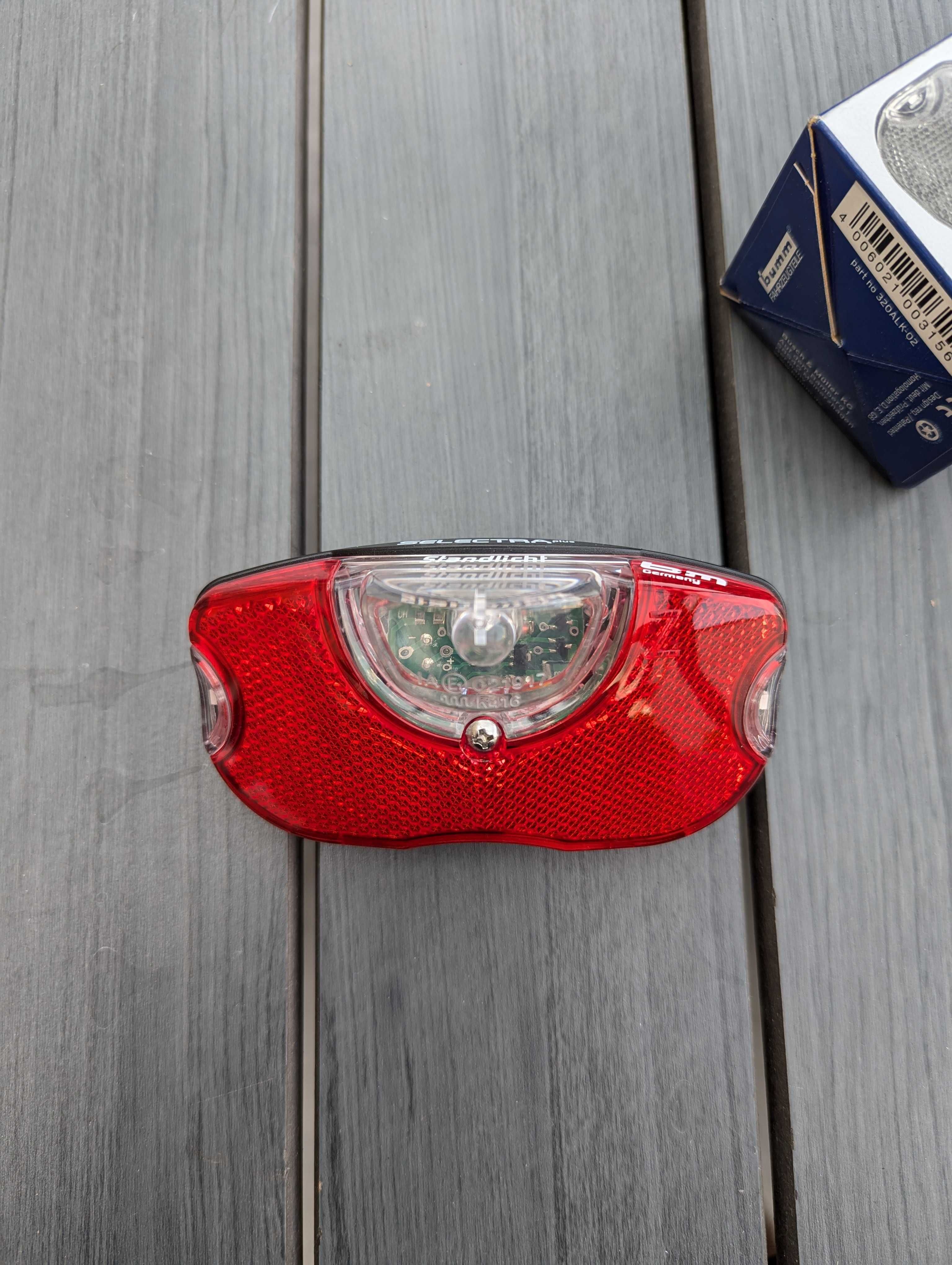 Busch+Muller Selectra plus 50/80mm lampa tylna