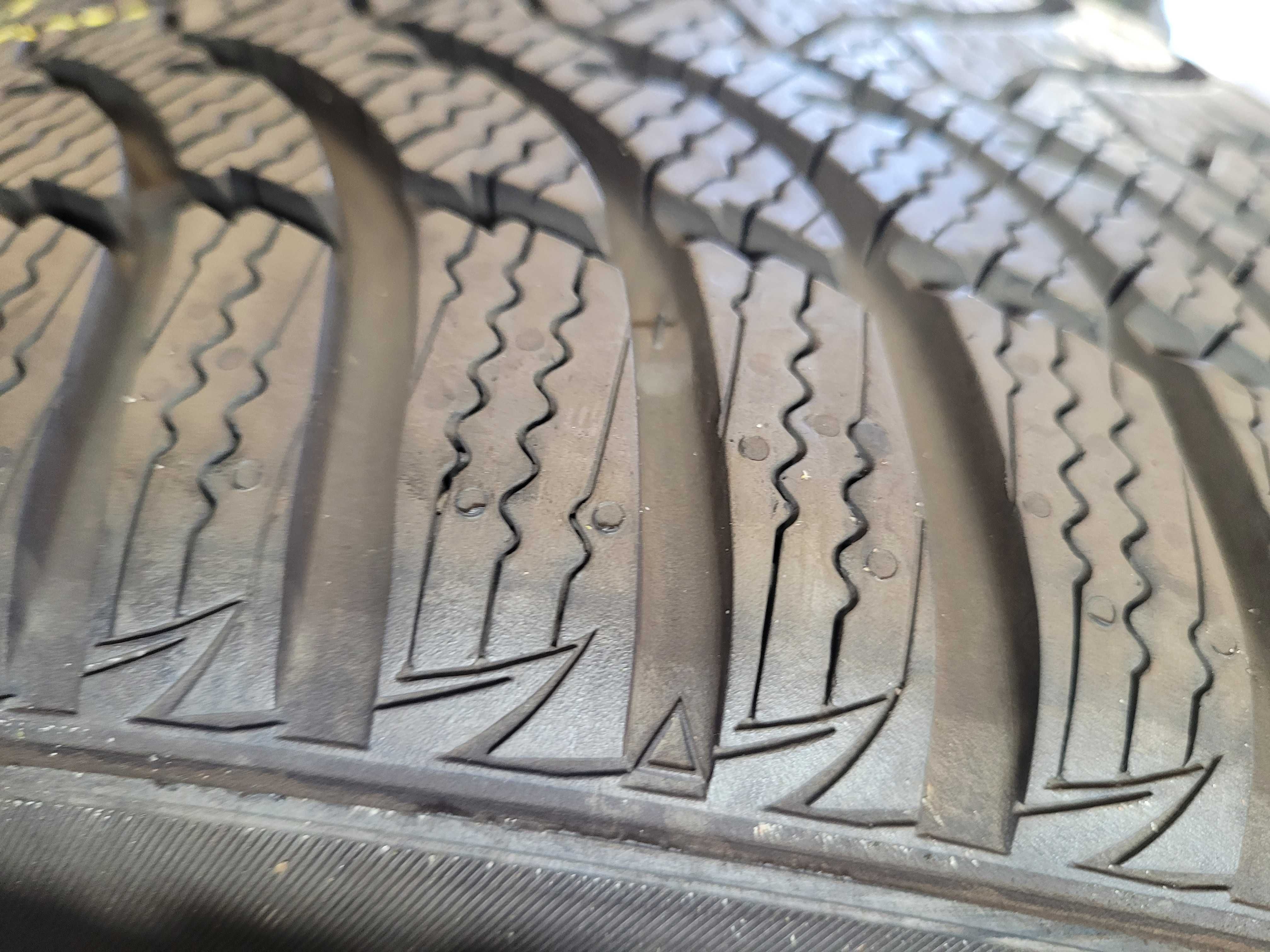 opony 205 /45 16 kumho 2 sztuki zima