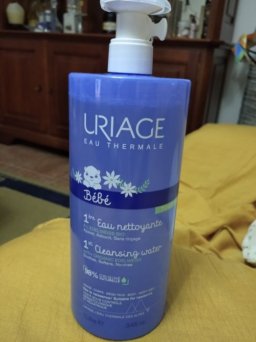 Primeira água de limpeza da Uriage 1 litro