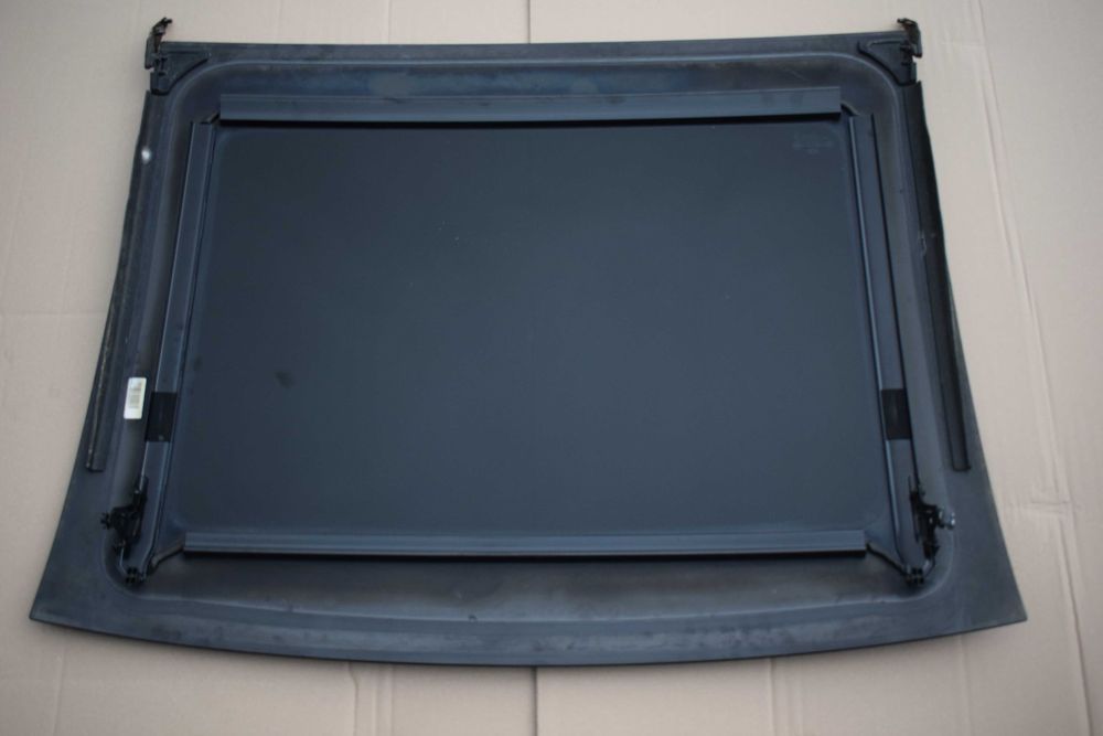 Szyba dachowa szyberdach Przednie Sorento II 12R.