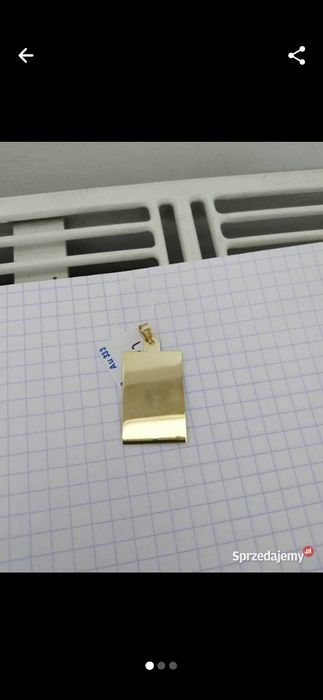 Złota Nowa zawieszka bez wzoru pr.333.wys.37mm