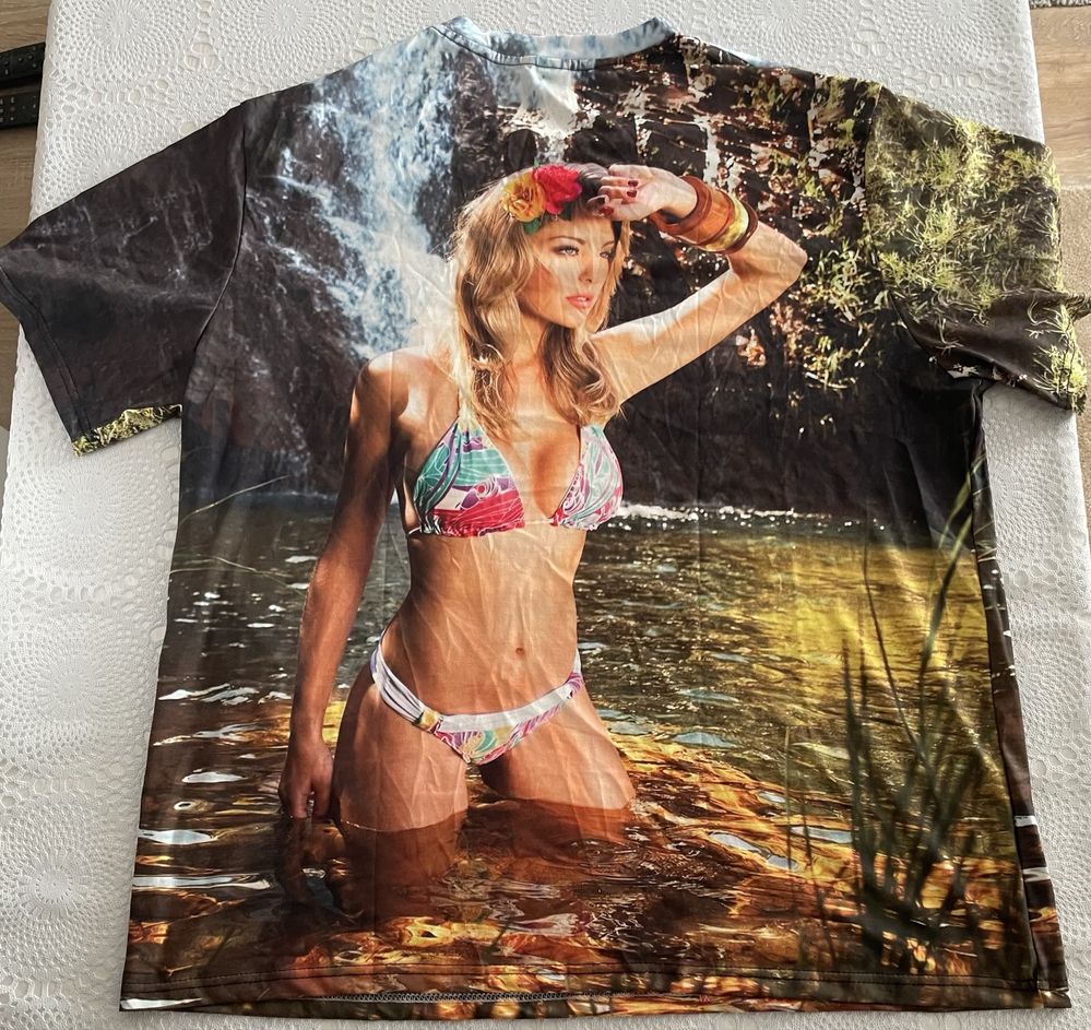 Koszulka 3D „Kobieta w Stroju Kąpielowym” 1XL z krótkim rękawem