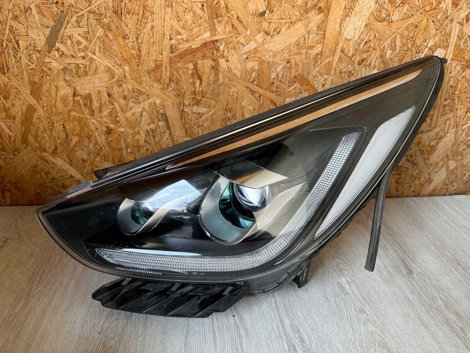 KIA NIRO I Фари передні