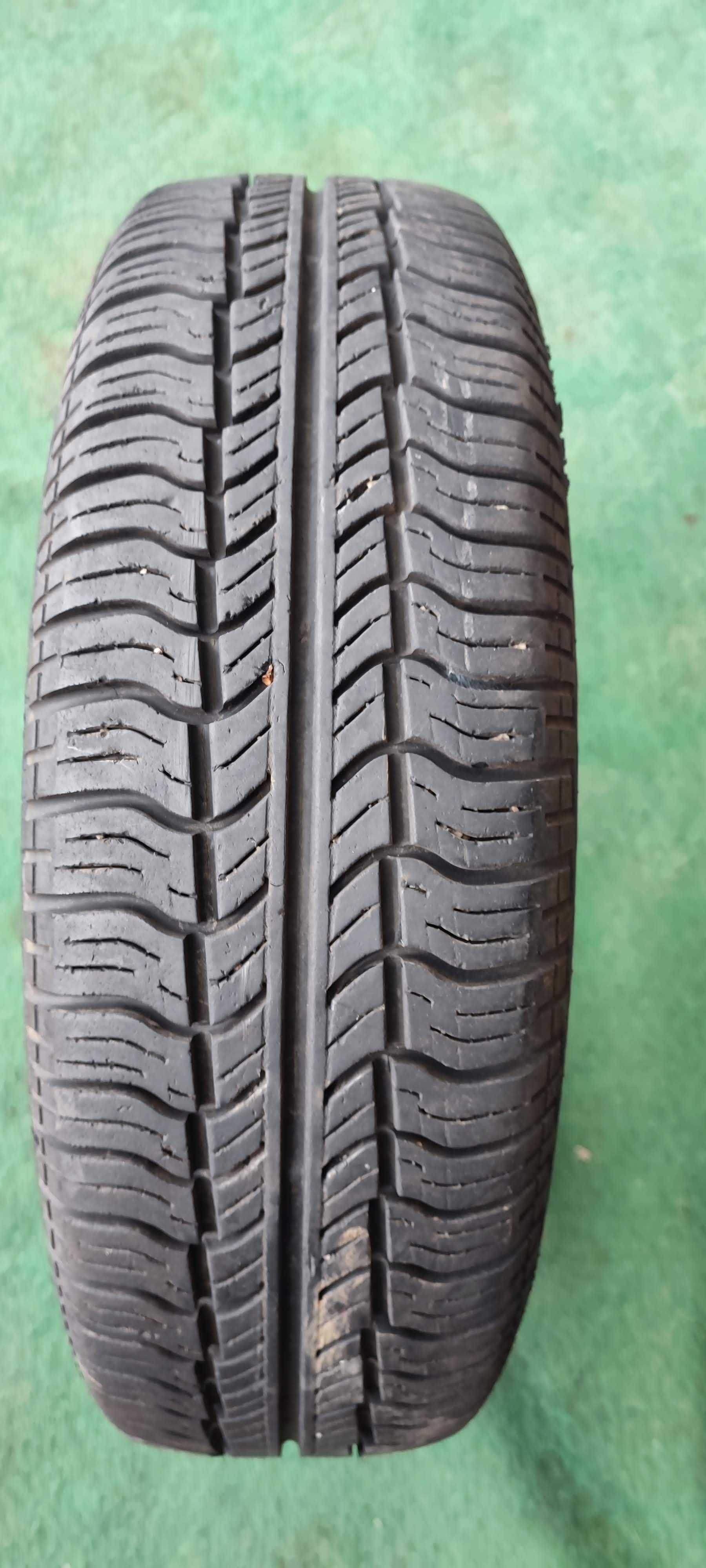 Opona Pirelli P 3000  175/65R14 82 T  1-szt