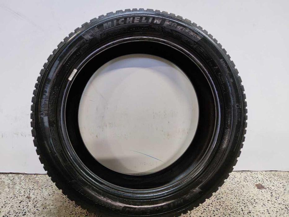 1x# Opona całoroczna 255/45/20 Michelin CrossClimate SUV XL - 105W