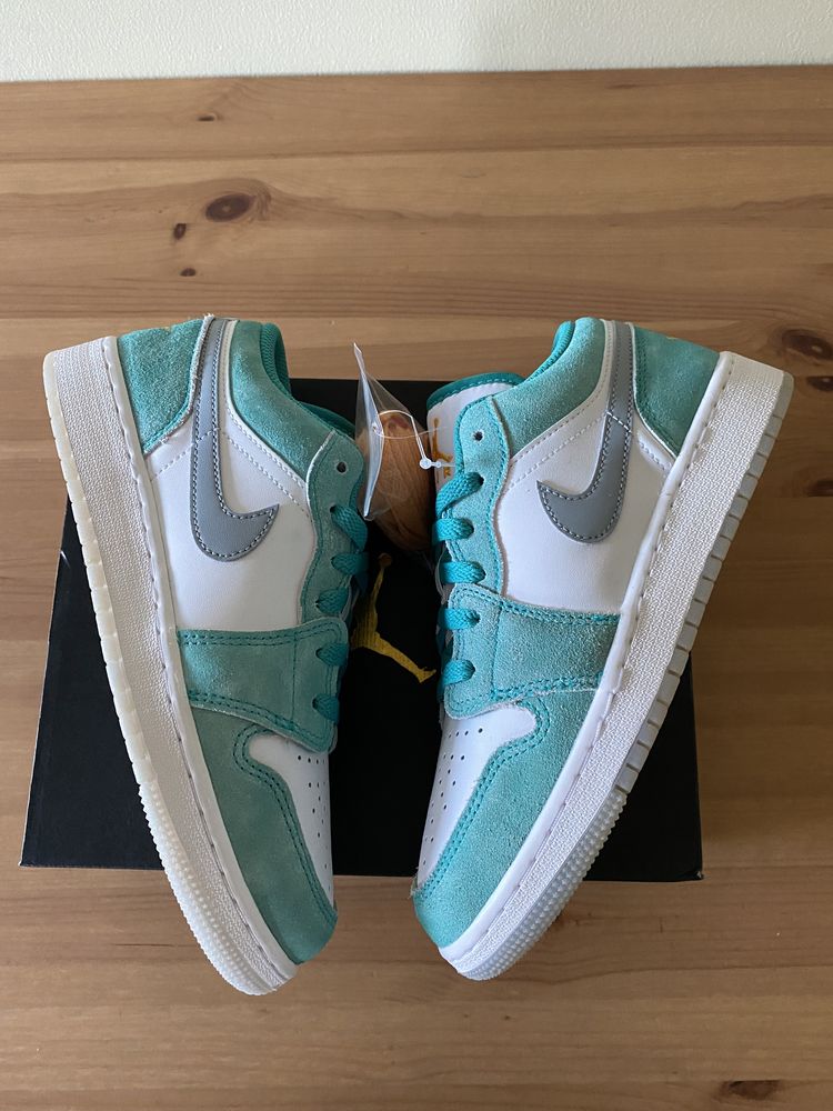 Jordan 1 Low Emerald