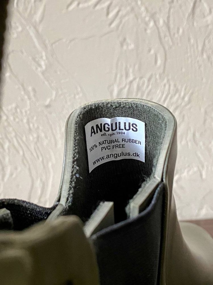 Резиновые ботинки Angulus
