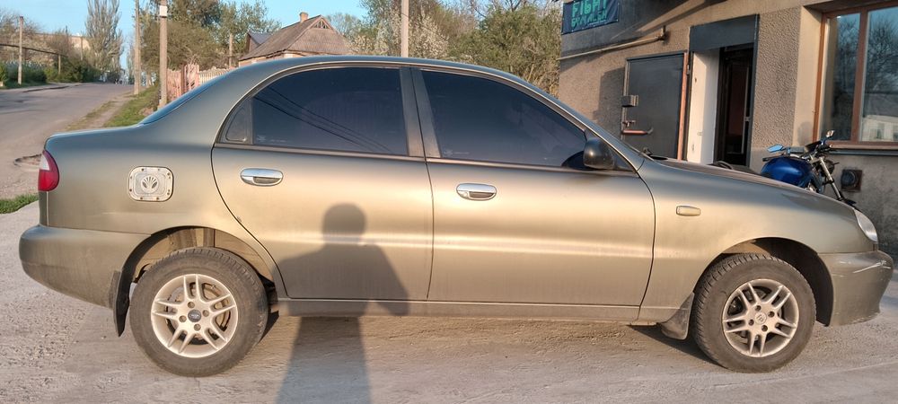 Продам Дел Ланос 1.5