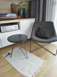 Loftowy stolik kawowy z ładowarką indukcyjną Coffee Table Wireless