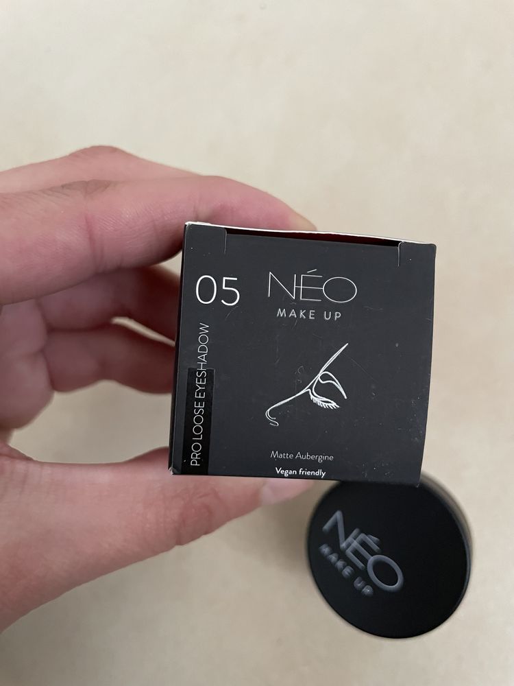 Nowy Neo Make Up cień matowy sypki 05