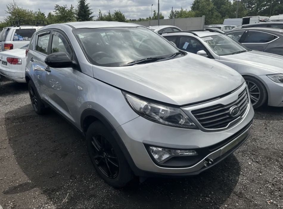 Kia Sportage 3 бампер комплектний та інше Кіа Спротейдж 3 бампер