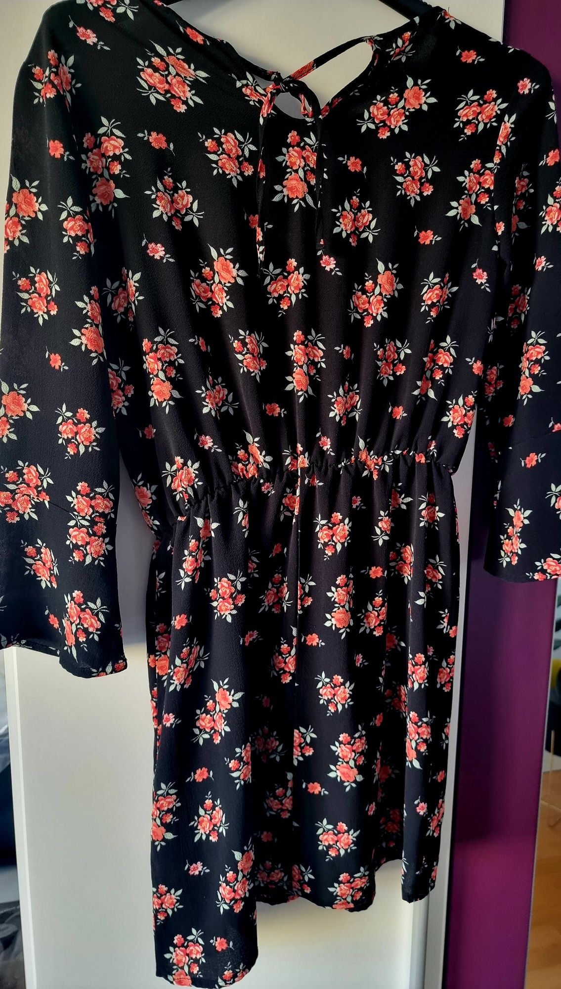 Czarna letnia mini sukienka w kwiaty XS H&M
